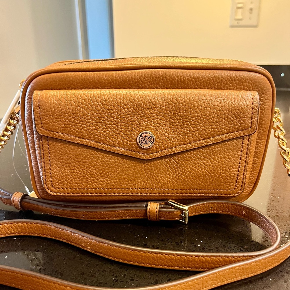 Michael Kors Jet Set Travel Camera Crossbody Bag